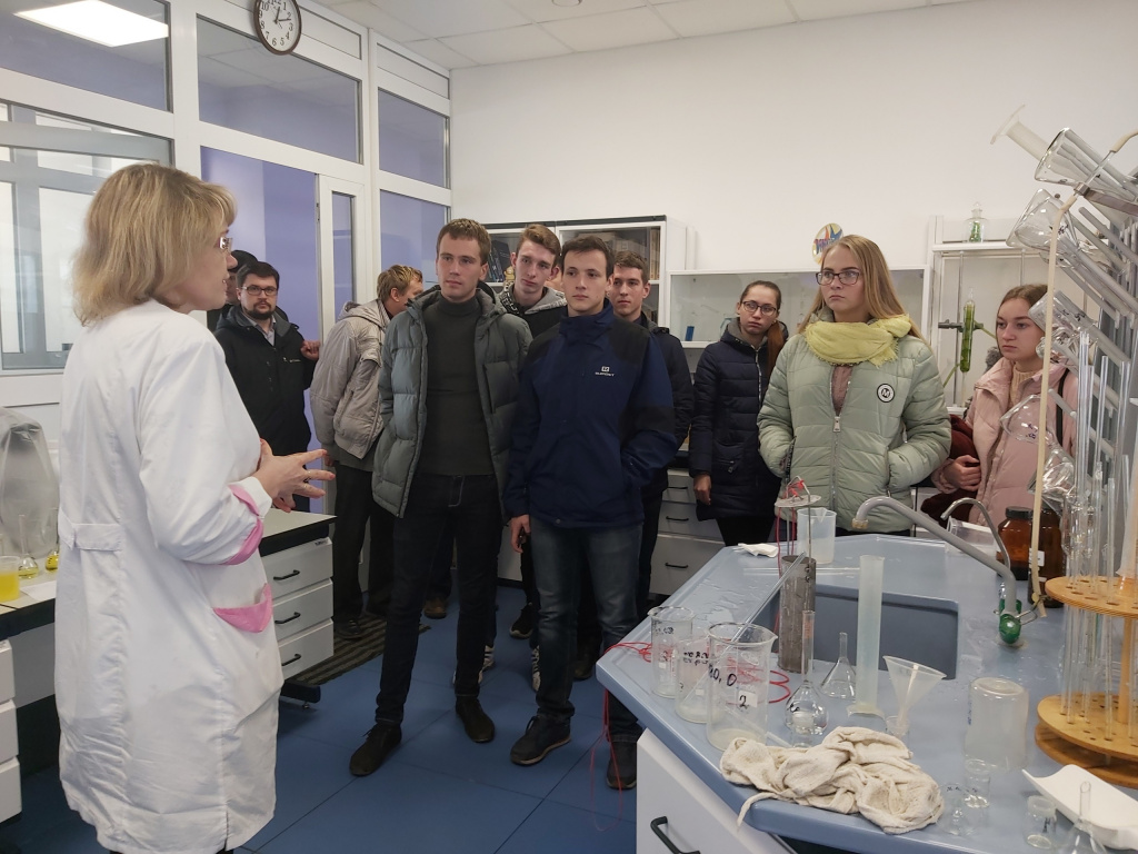 B5tG_K5vI6M.jpg B5tG_K5vI6M.jpg